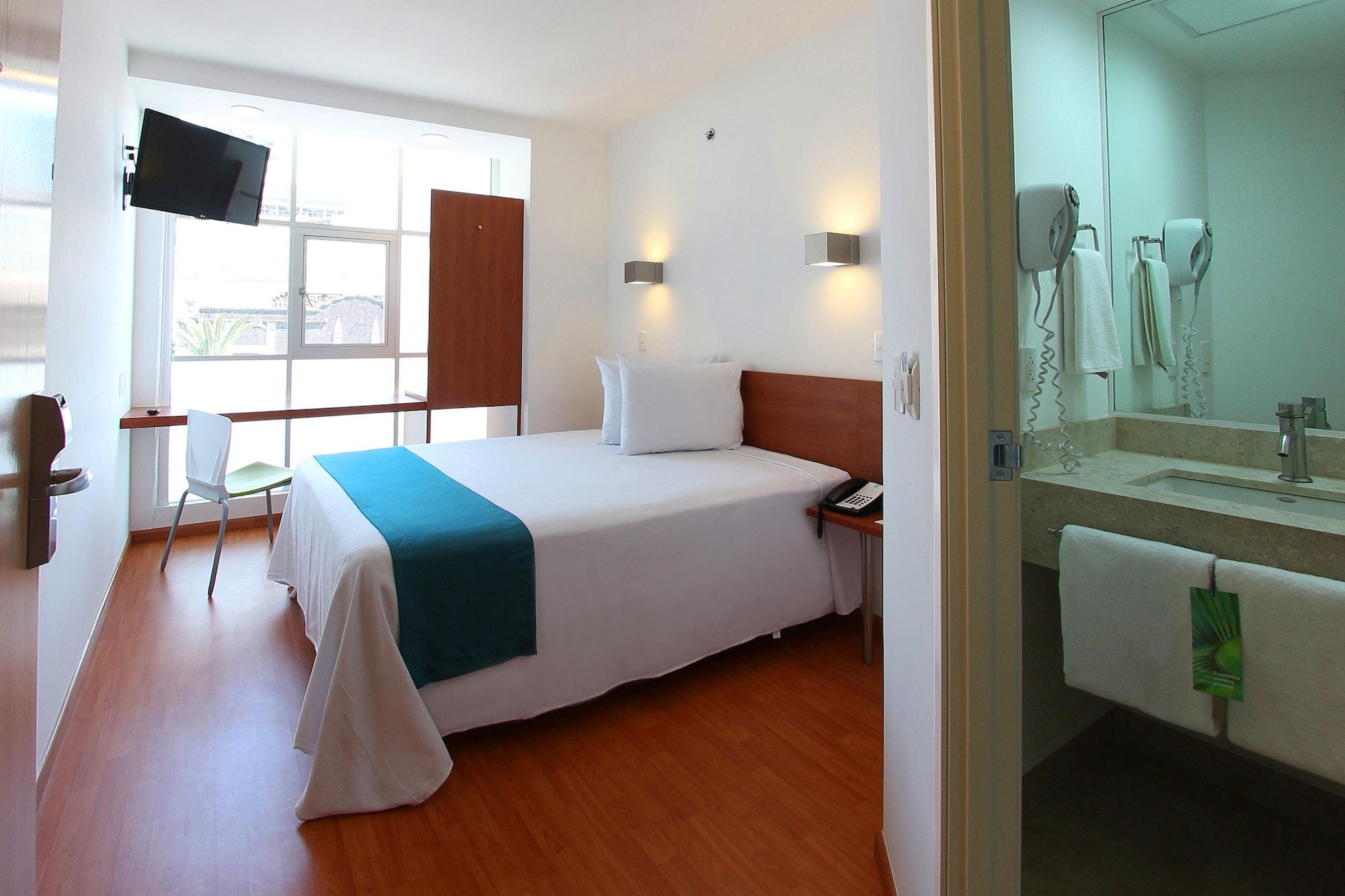 Hotel One Ciudad De Alameda 3*